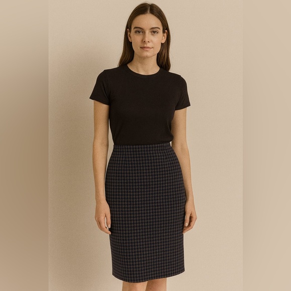 jaeger Dresses & Skirts - Vintage Jaeger wool skirt Chic navy blue and green Women's Pencil Skirt